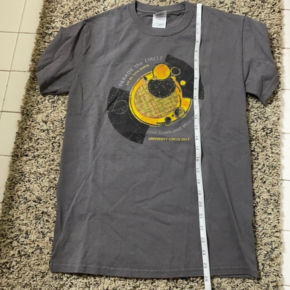 4/$24🦩 Parade the Circle Sol de Luna Nueva T-shirt Size Small Unisex Grey - Picture 7 of 7